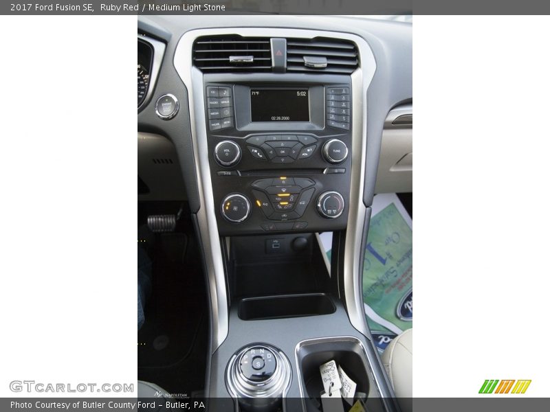 Ruby Red / Medium Light Stone 2017 Ford Fusion SE