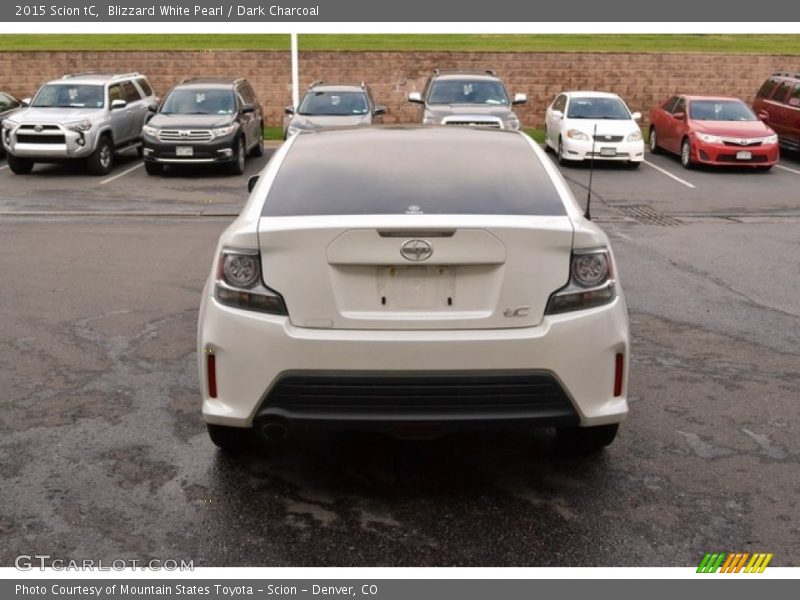 Blizzard White Pearl / Dark Charcoal 2015 Scion tC