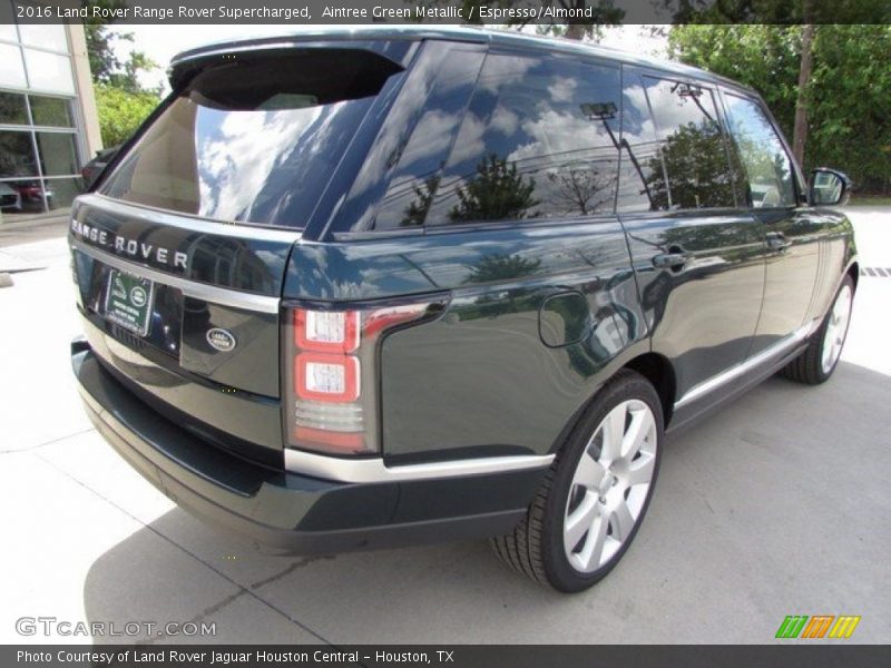 Aintree Green Metallic / Espresso/Almond 2016 Land Rover Range Rover Supercharged