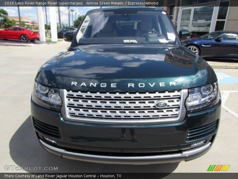Aintree Green Metallic / Espresso/Almond 2016 Land Rover Range Rover Supercharged