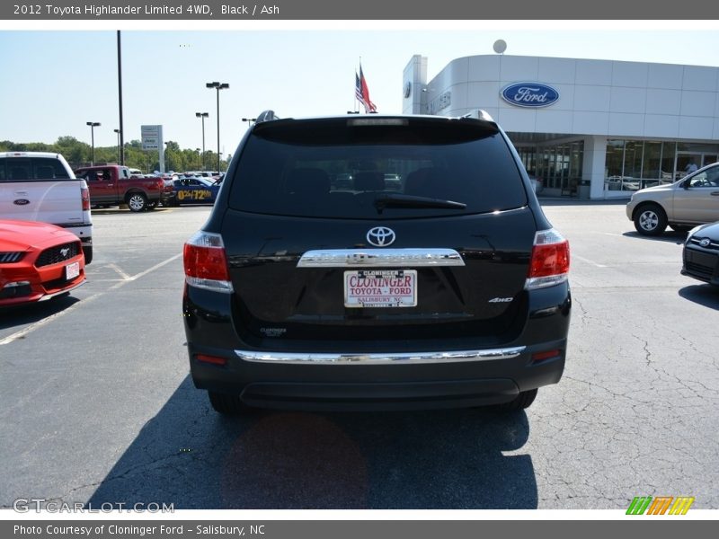 Black / Ash 2012 Toyota Highlander Limited 4WD