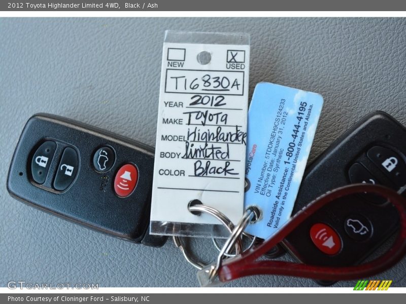 Black / Ash 2012 Toyota Highlander Limited 4WD