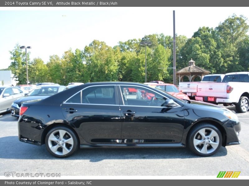 Attitude Black Metallic / Black/Ash 2014 Toyota Camry SE V6