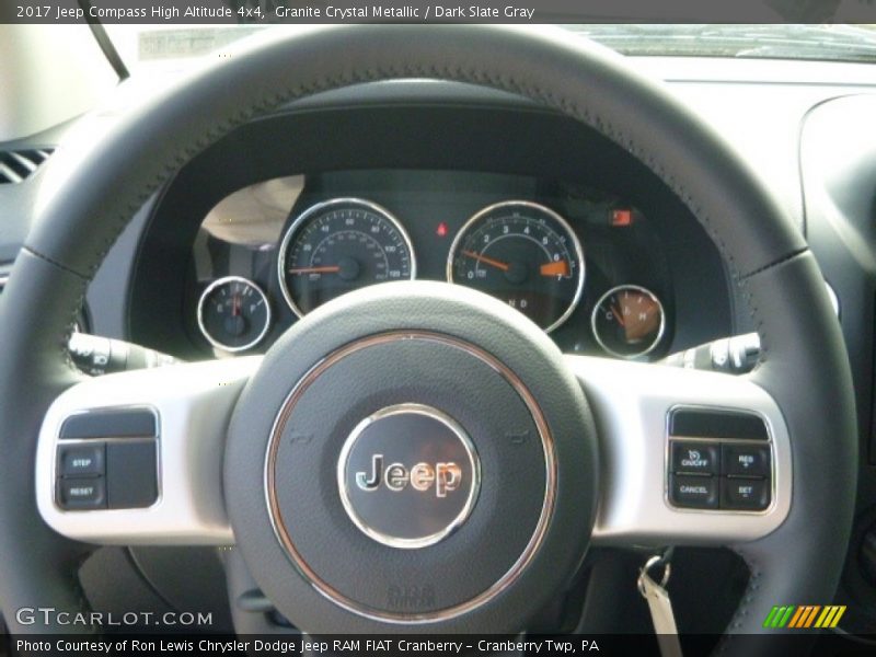  2017 Compass High Altitude 4x4 Steering Wheel