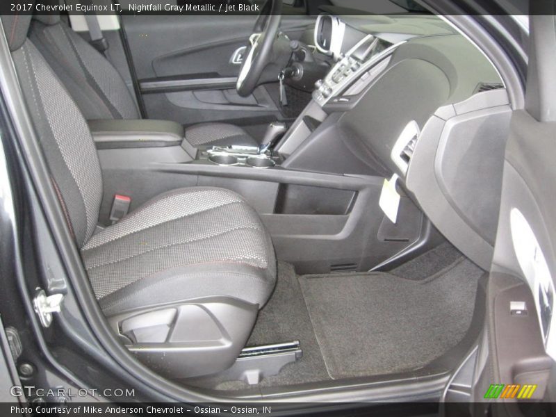 Nightfall Gray Metallic / Jet Black 2017 Chevrolet Equinox LT
