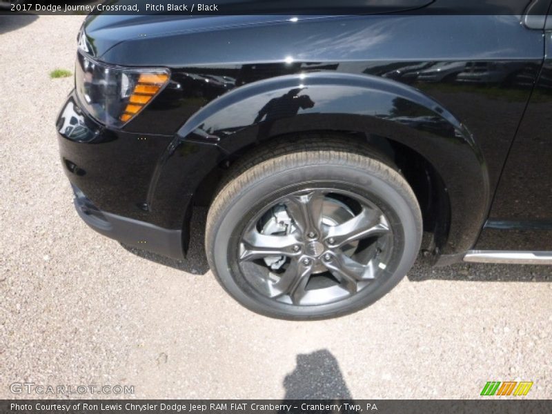 Pitch Black / Black 2017 Dodge Journey Crossroad