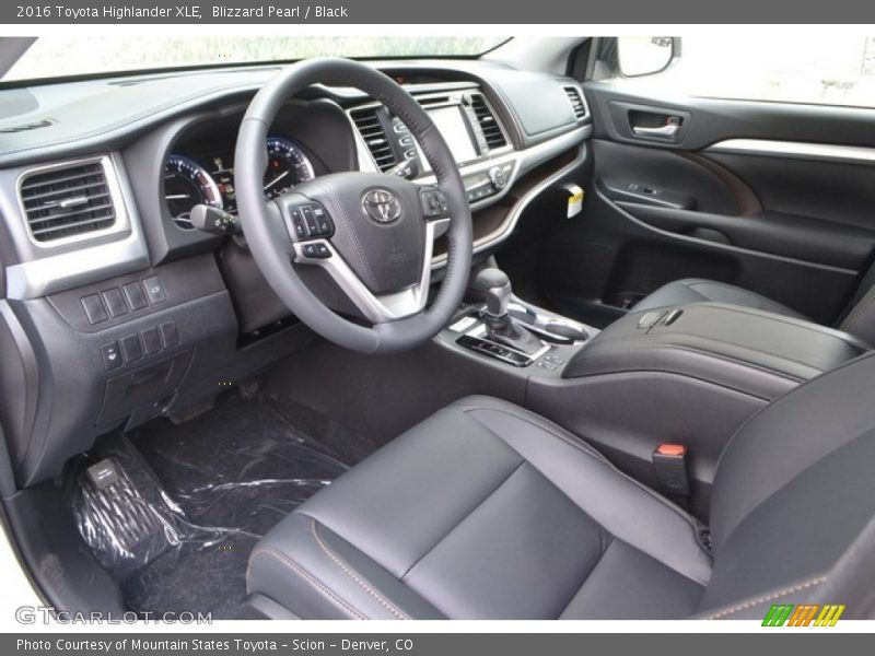 Blizzard Pearl / Black 2016 Toyota Highlander XLE