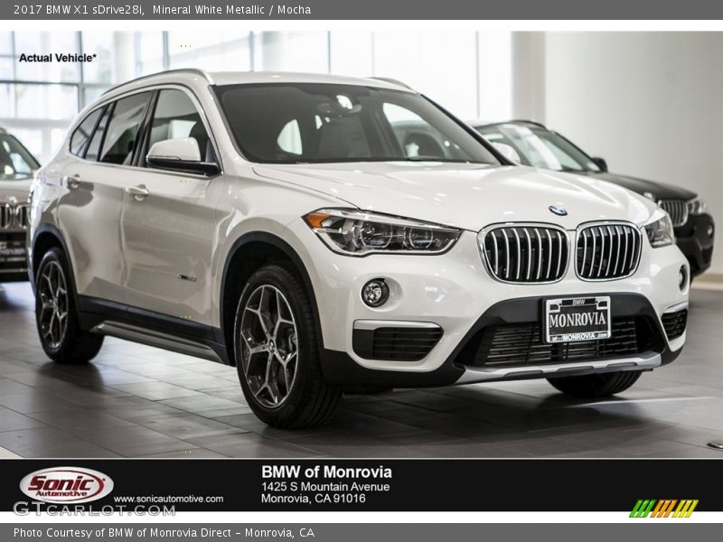 Mineral White Metallic / Mocha 2017 BMW X1 sDrive28i