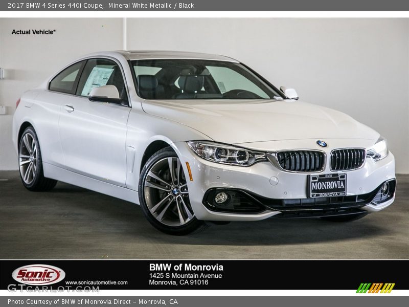 Mineral White Metallic / Black 2017 BMW 4 Series 440i Coupe