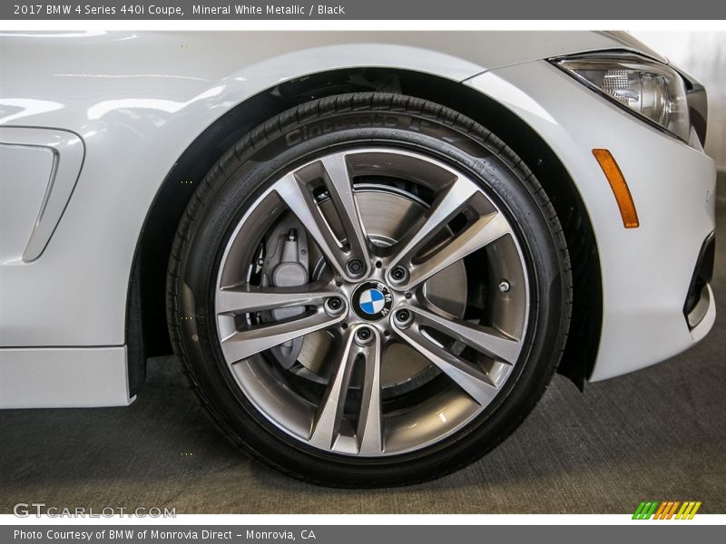 Mineral White Metallic / Black 2017 BMW 4 Series 440i Coupe