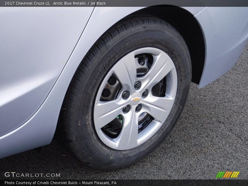 Arctic Blue Metallic / Jet Black 2017 Chevrolet Cruze LS