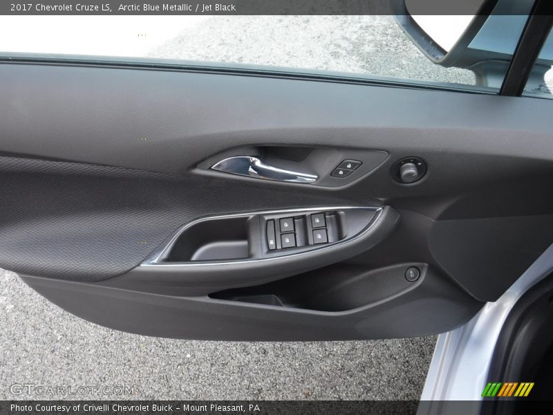 Arctic Blue Metallic / Jet Black 2017 Chevrolet Cruze LS
