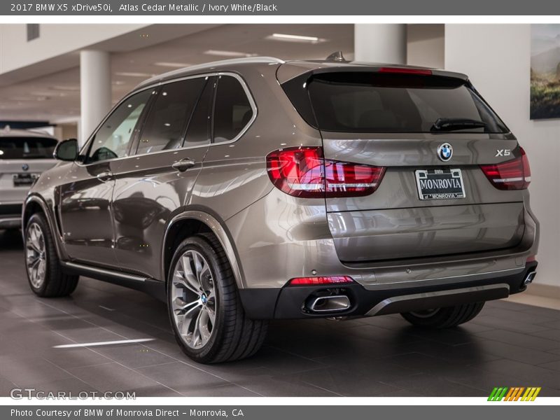 Atlas Cedar Metallic / Ivory White/Black 2017 BMW X5 xDrive50i
