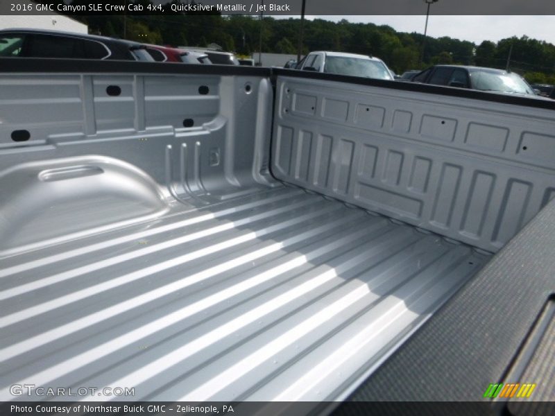 Quicksilver Metallic / Jet Black 2016 GMC Canyon SLE Crew Cab 4x4