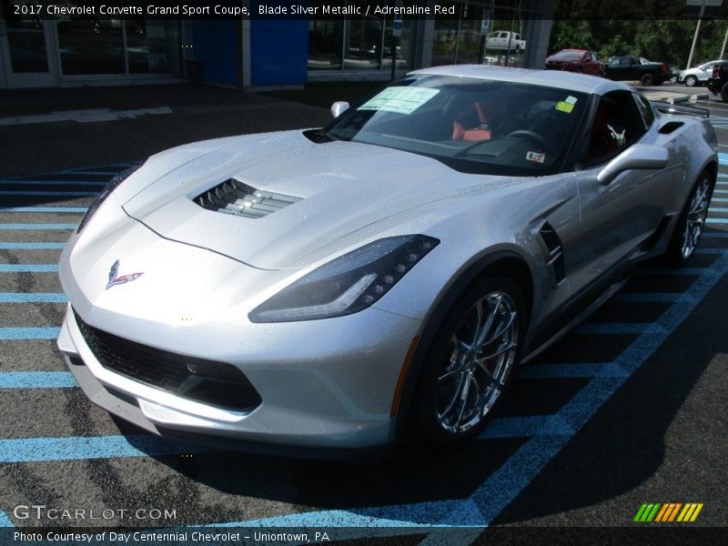 Blade Silver Metallic / Adrenaline Red 2017 Chevrolet Corvette Grand Sport Coupe