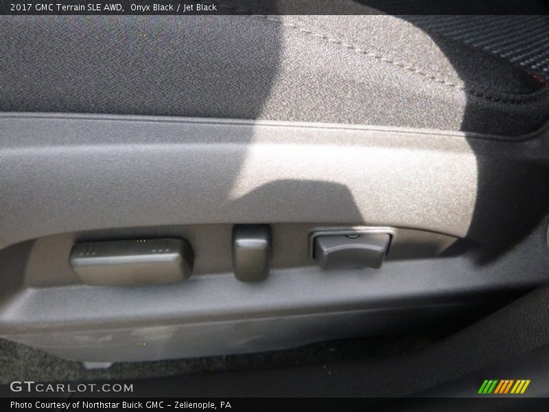 Onyx Black / Jet Black 2017 GMC Terrain SLE AWD