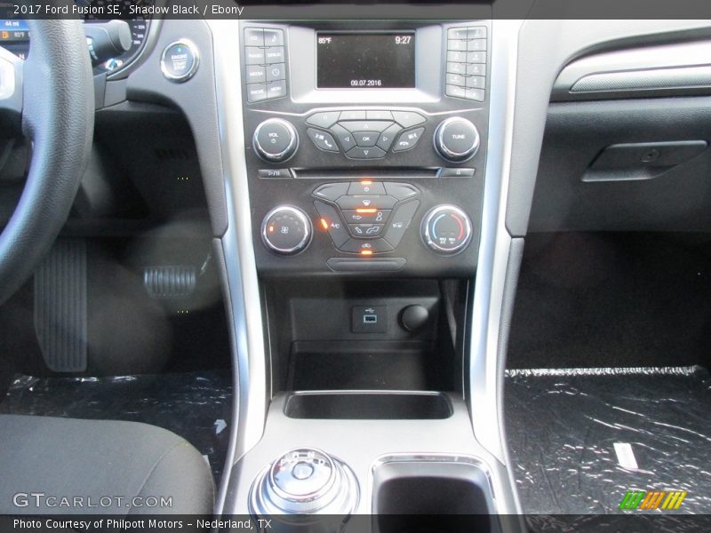 Shadow Black / Ebony 2017 Ford Fusion SE