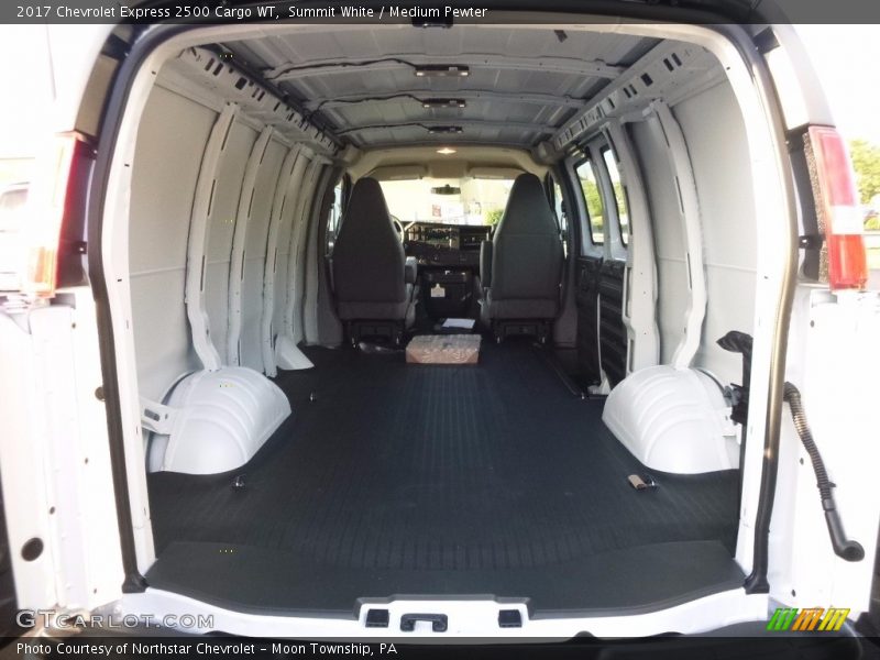 Summit White / Medium Pewter 2017 Chevrolet Express 2500 Cargo WT