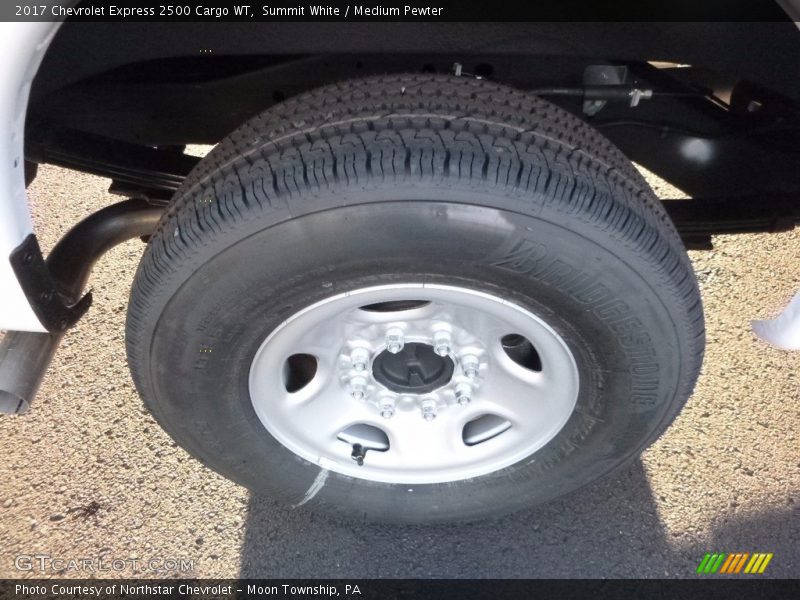 Summit White / Medium Pewter 2017 Chevrolet Express 2500 Cargo WT