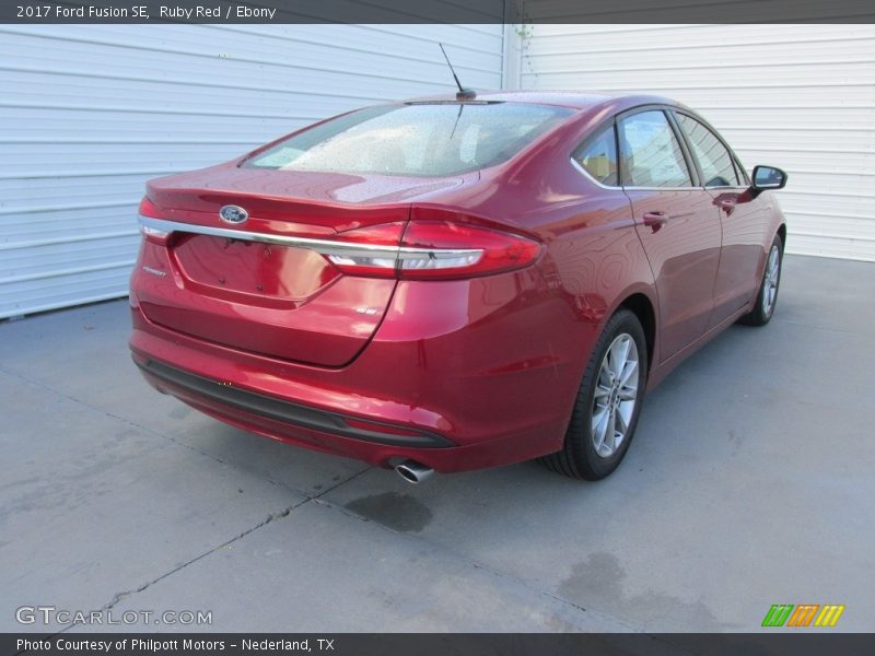 Ruby Red / Ebony 2017 Ford Fusion SE