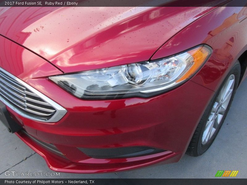 Ruby Red / Ebony 2017 Ford Fusion SE