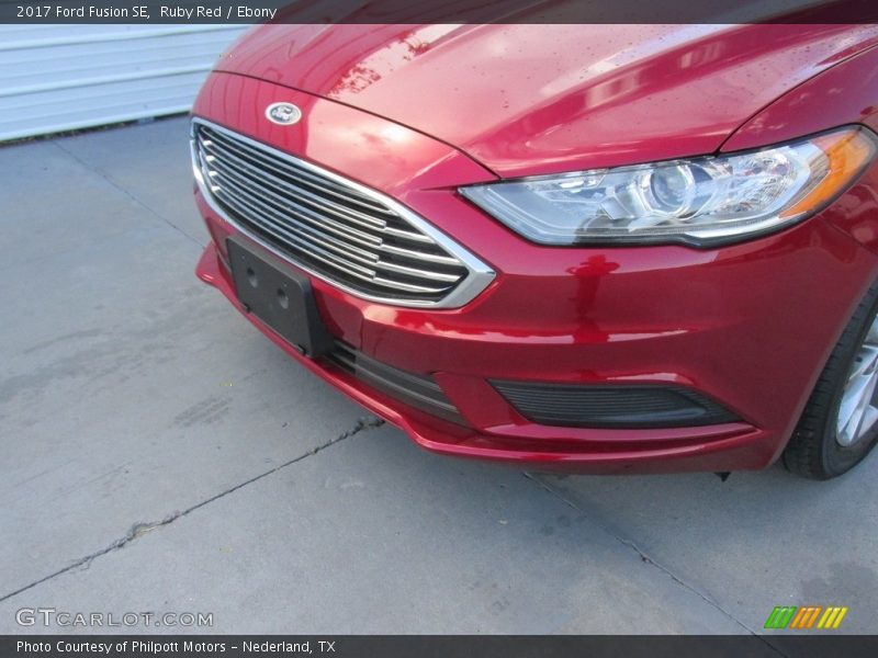 Ruby Red / Ebony 2017 Ford Fusion SE