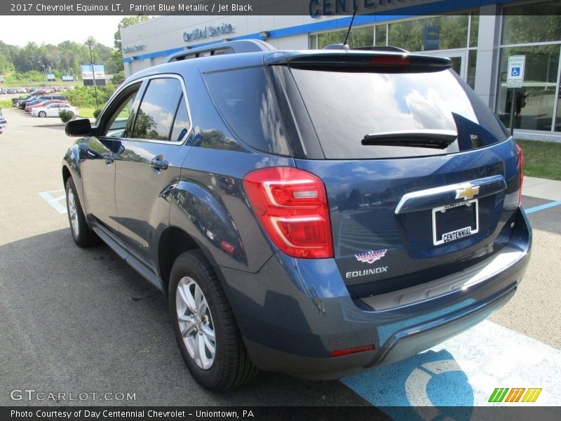 Patriot Blue Metallic / Jet Black 2017 Chevrolet Equinox LT