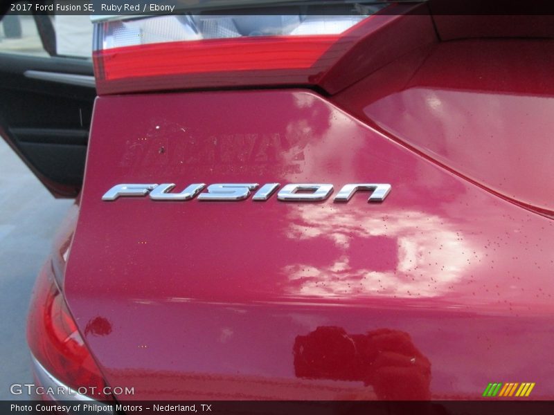 Ruby Red / Ebony 2017 Ford Fusion SE