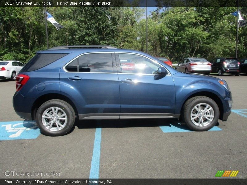 Patriot Blue Metallic / Jet Black 2017 Chevrolet Equinox LT