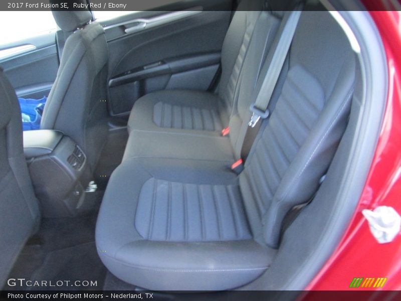 Ruby Red / Ebony 2017 Ford Fusion SE
