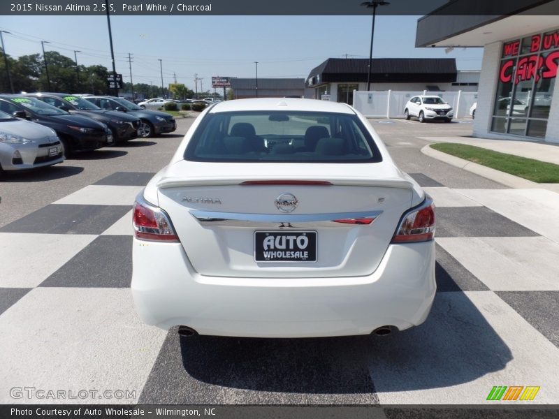 Pearl White / Charcoal 2015 Nissan Altima 2.5 S