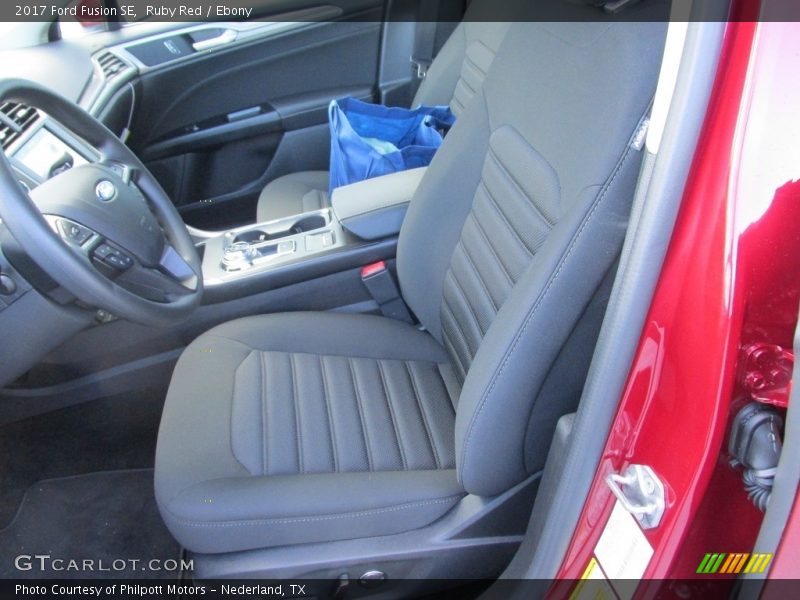 Ruby Red / Ebony 2017 Ford Fusion SE