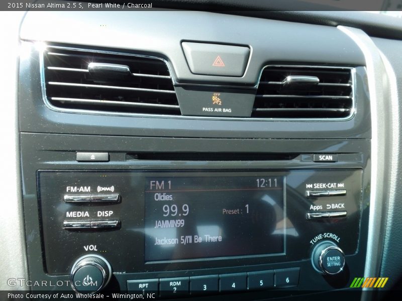 Pearl White / Charcoal 2015 Nissan Altima 2.5 S