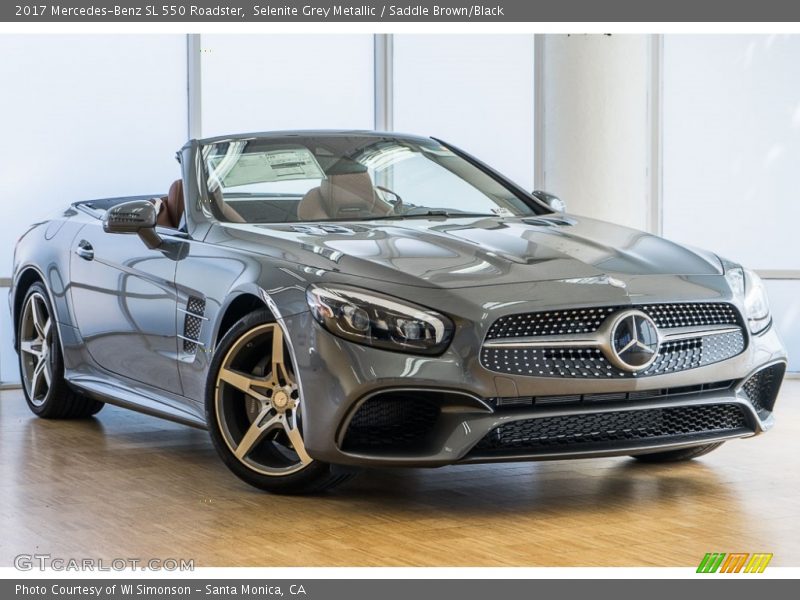 Front 3/4 View of 2017 SL 550 Roadster