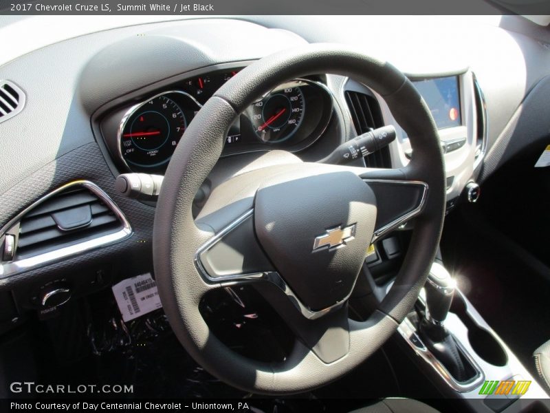 Summit White / Jet Black 2017 Chevrolet Cruze LS
