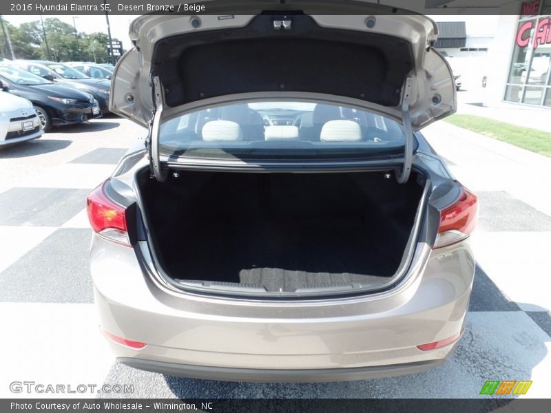 Desert Bronze / Beige 2016 Hyundai Elantra SE