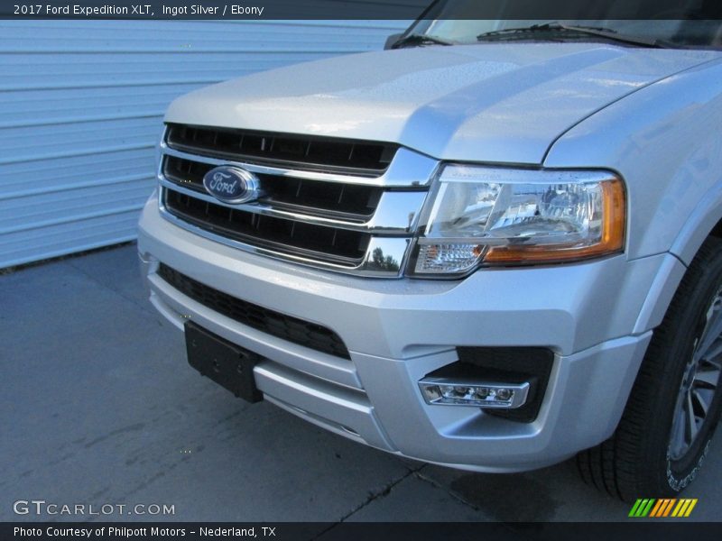 Ingot Silver / Ebony 2017 Ford Expedition XLT