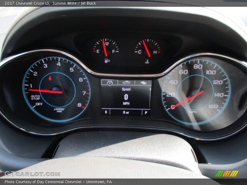 Summit White / Jet Black 2017 Chevrolet Cruze LS