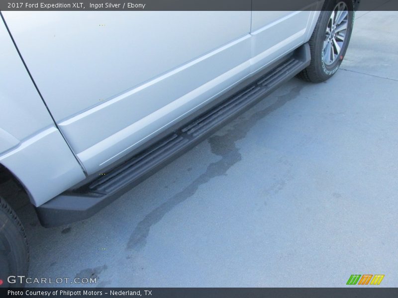 Ingot Silver / Ebony 2017 Ford Expedition XLT