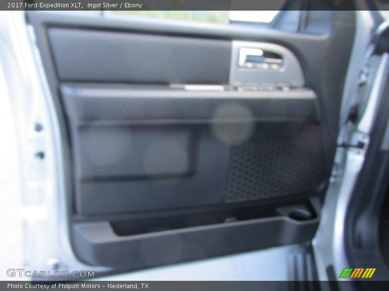Ingot Silver / Ebony 2017 Ford Expedition XLT