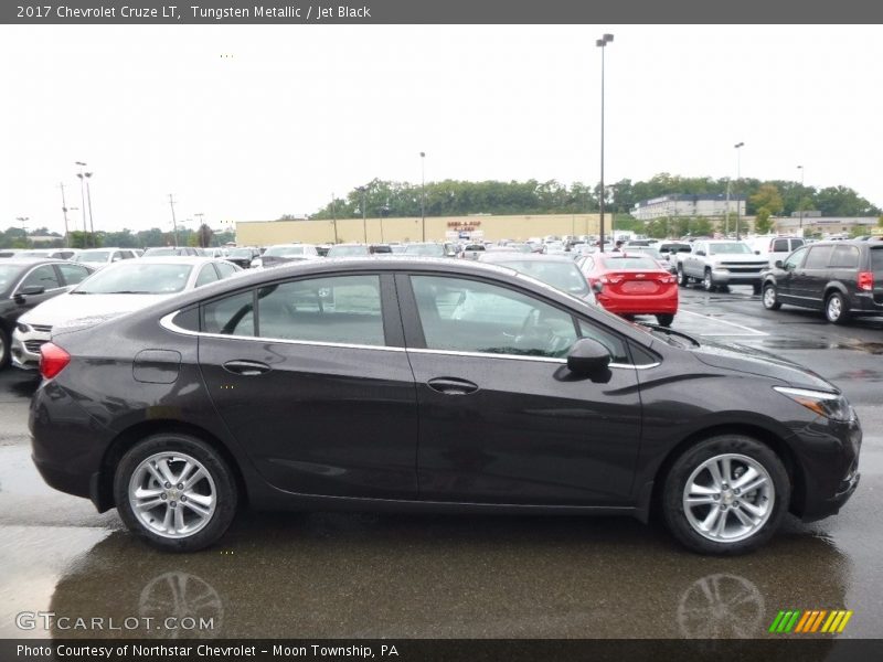 Tungsten Metallic / Jet Black 2017 Chevrolet Cruze LT