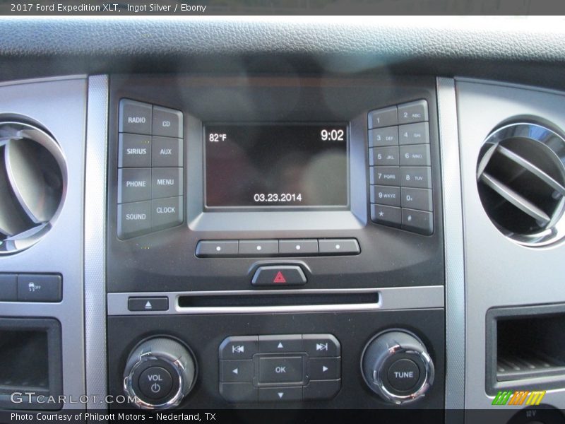 Ingot Silver / Ebony 2017 Ford Expedition XLT