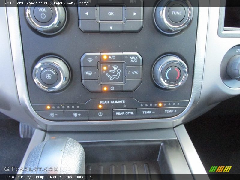 Ingot Silver / Ebony 2017 Ford Expedition XLT
