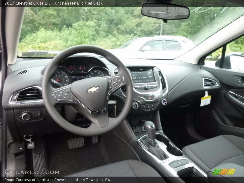 Tungsten Metallic / Jet Black 2017 Chevrolet Cruze LT