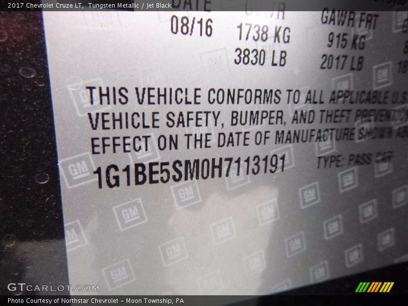 Tungsten Metallic / Jet Black 2017 Chevrolet Cruze LT