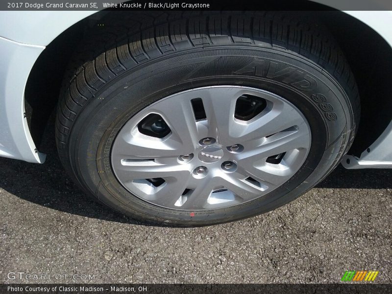 White Knuckle / Black/Light Graystone 2017 Dodge Grand Caravan SE
