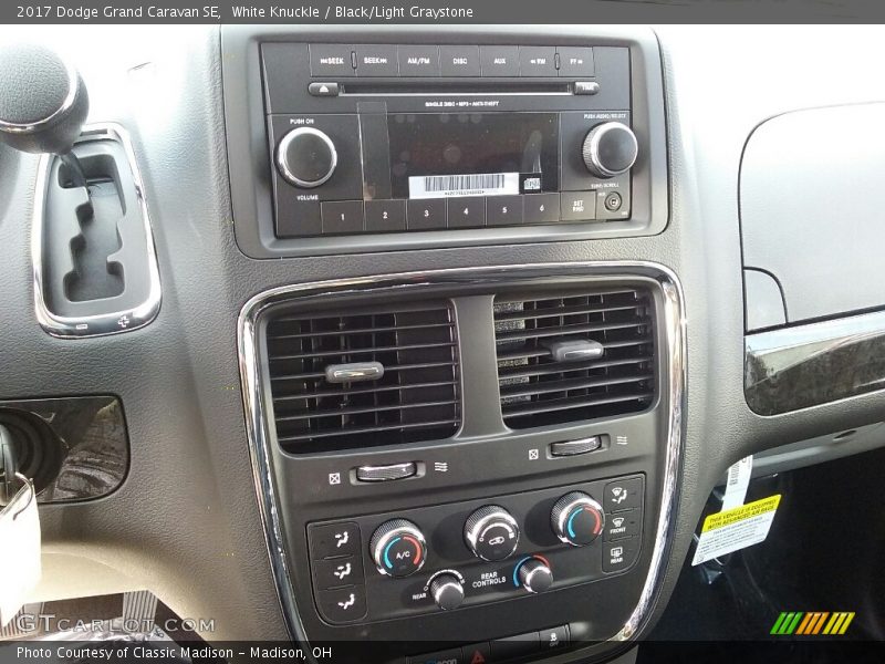 White Knuckle / Black/Light Graystone 2017 Dodge Grand Caravan SE