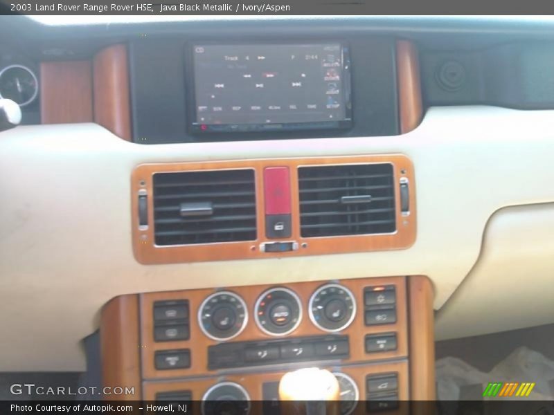 Java Black Metallic / Ivory/Aspen 2003 Land Rover Range Rover HSE