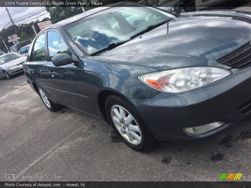 Aspen Green Pearl / Taupe 2004 Toyota Camry XLE