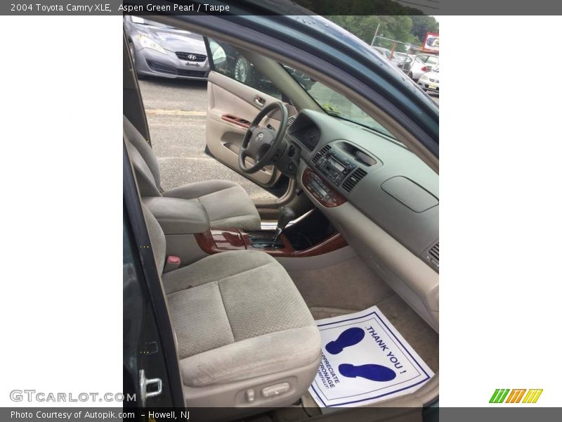 Aspen Green Pearl / Taupe 2004 Toyota Camry XLE